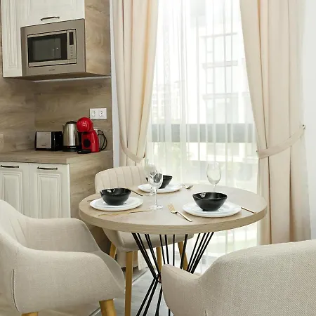 Azur Delux -1bd Flat With Parking & Pool By Flat Mаnаger Saints Constantine and Helena