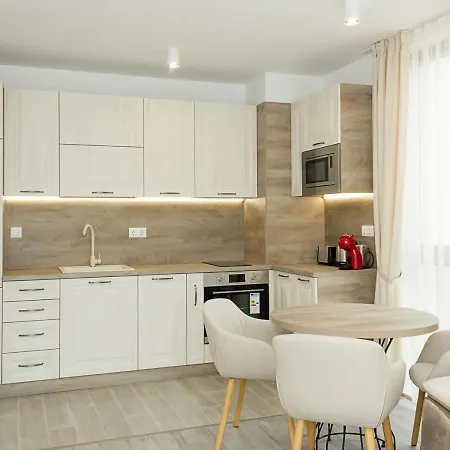 Azur Delux -1bd Flat With Parking & Pool By Flat Mаnаger Apartment *